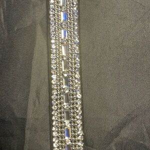 Update choker and bracelet